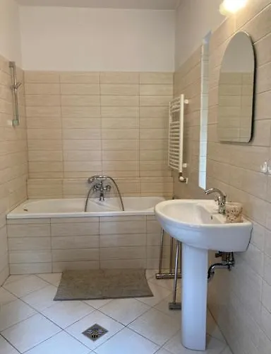 別荘 Vecsey Zamárdi